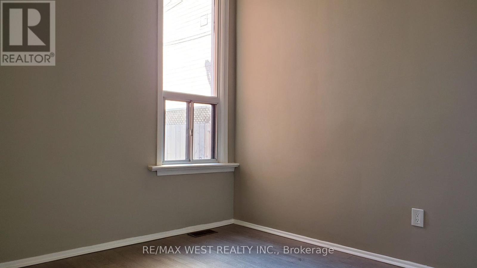 Main - 508 Concord Avenue, Toronto, Ontario  M6H 2P8 - Photo 10 - W12981520