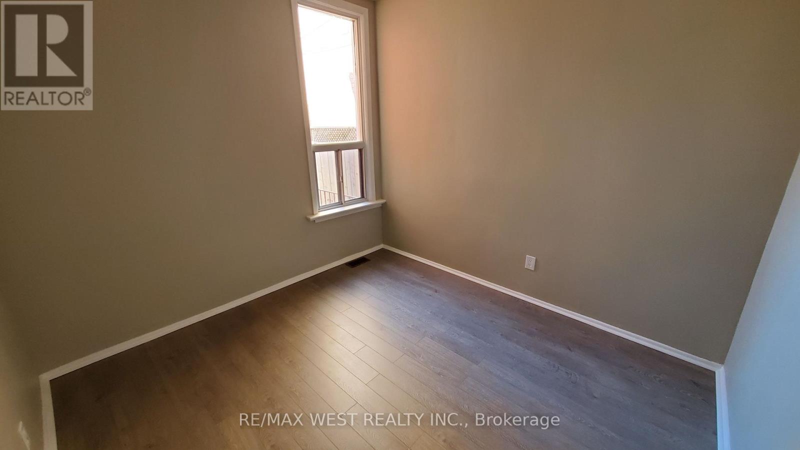 Main - 508 Concord Avenue, Toronto, Ontario  M6H 2P8 - Photo 11 - W12981520