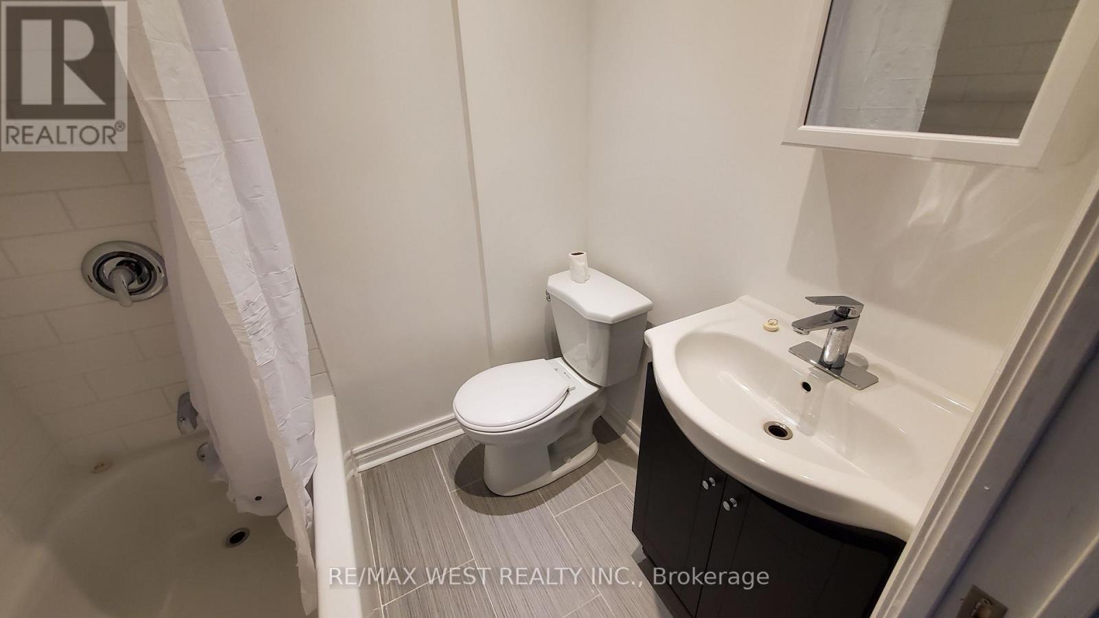 Main - 508 Concord Avenue, Toronto, Ontario  M6H 2P8 - Photo 13 - W12981520