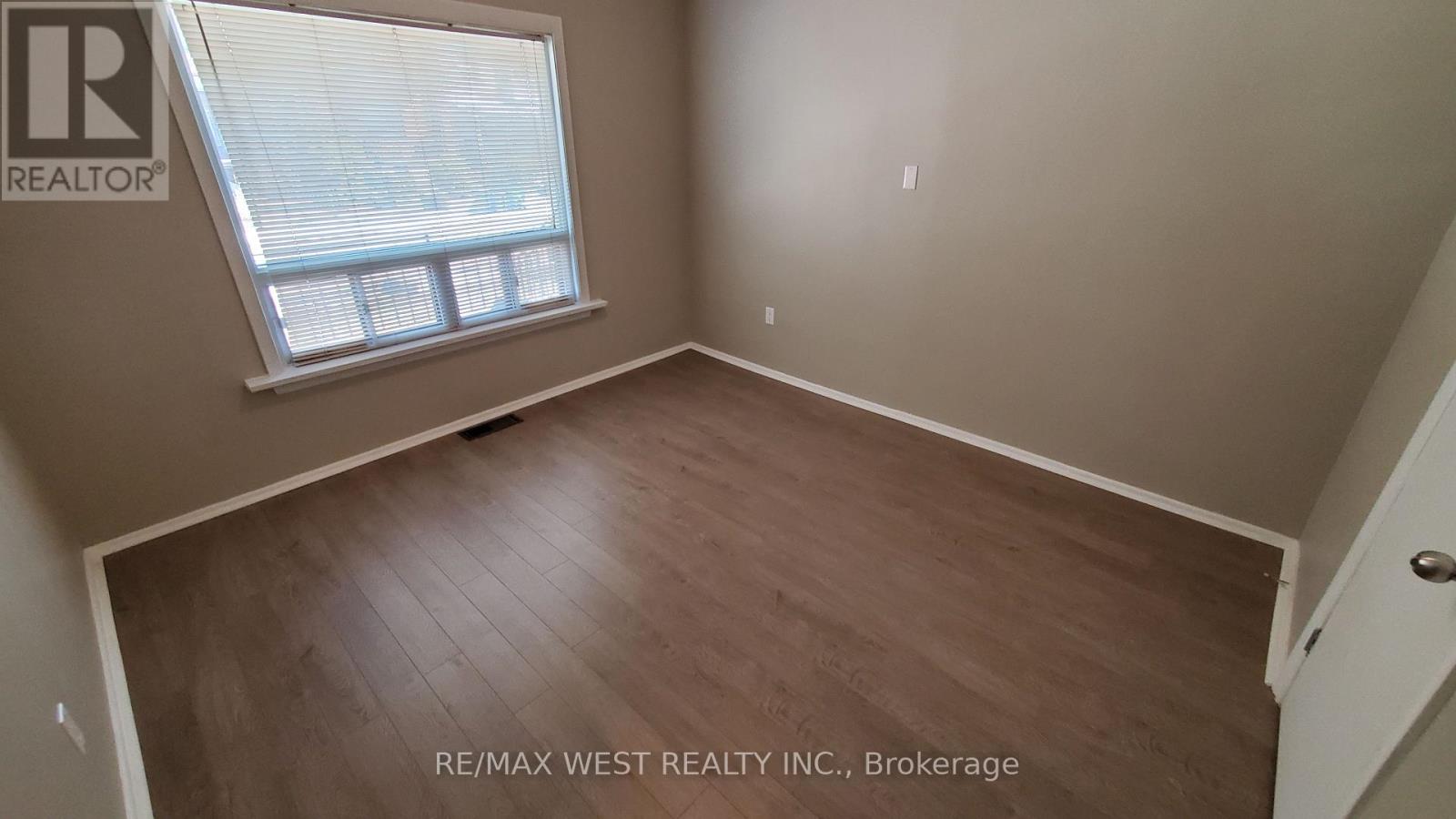 Main - 508 Concord Avenue, Toronto, Ontario  M6H 2P8 - Photo 6 - W12981520