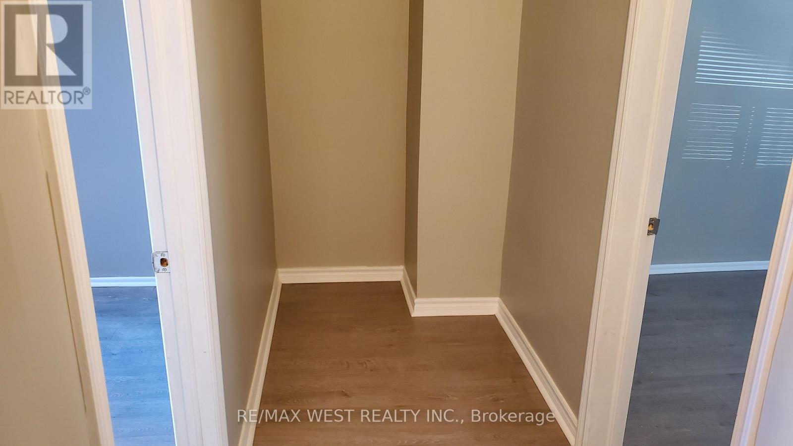 Main - 508 Concord Avenue, Toronto, Ontario  M6H 2P8 - Photo 8 - W12981520