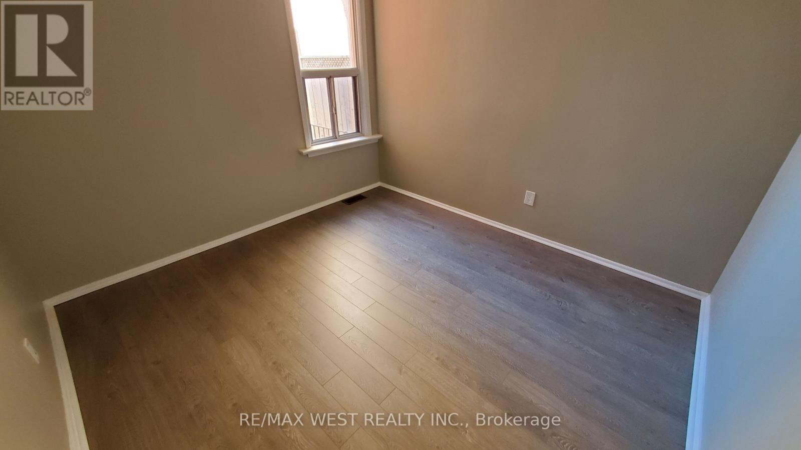 Main - 508 Concord Avenue, Toronto, Ontario  M6H 2P8 - Photo 9 - W12981520