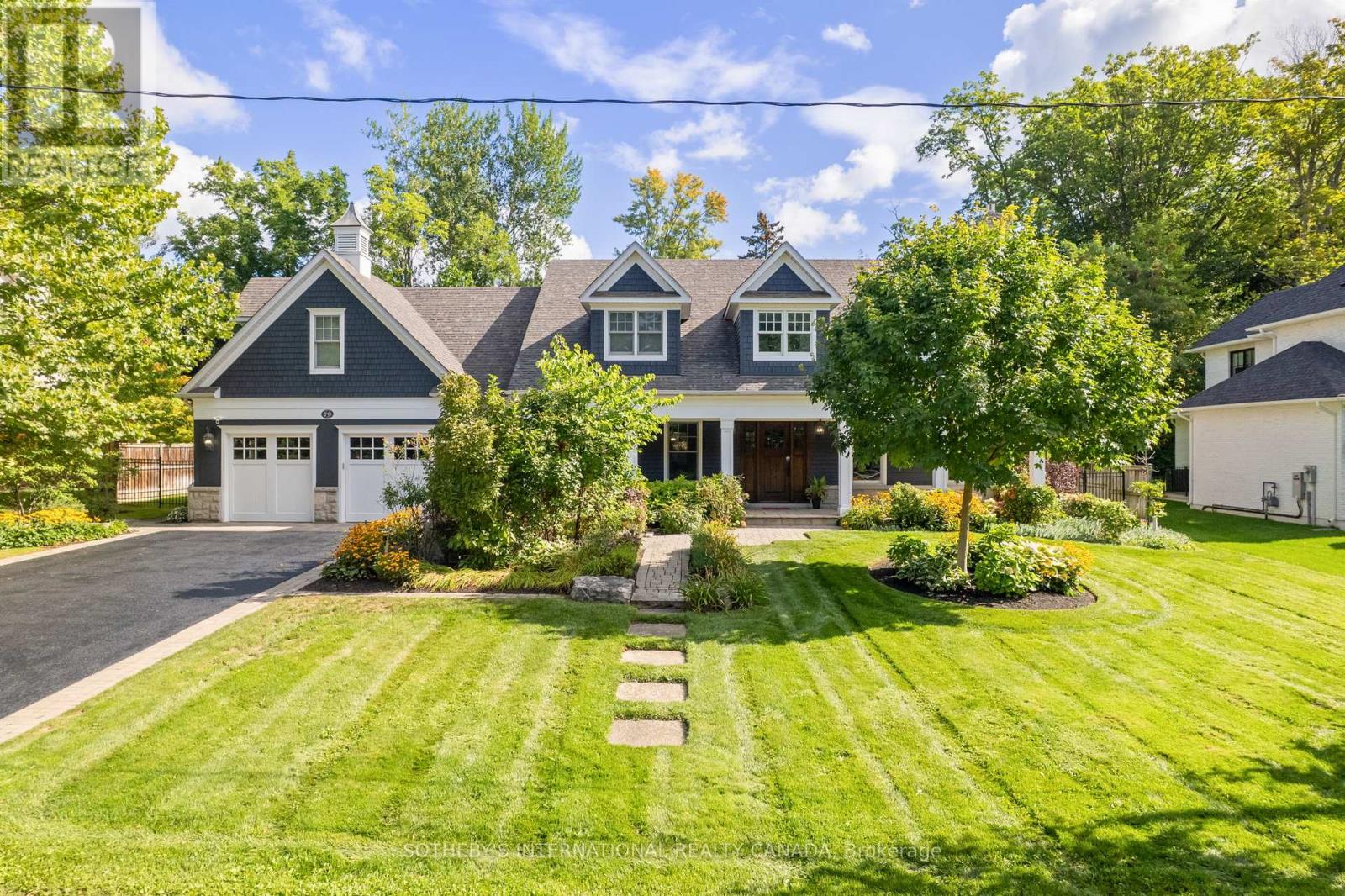 79 Birch Hill Lane, Oakville, Ontario  L6K 2P1 - Photo 6 - W12981536