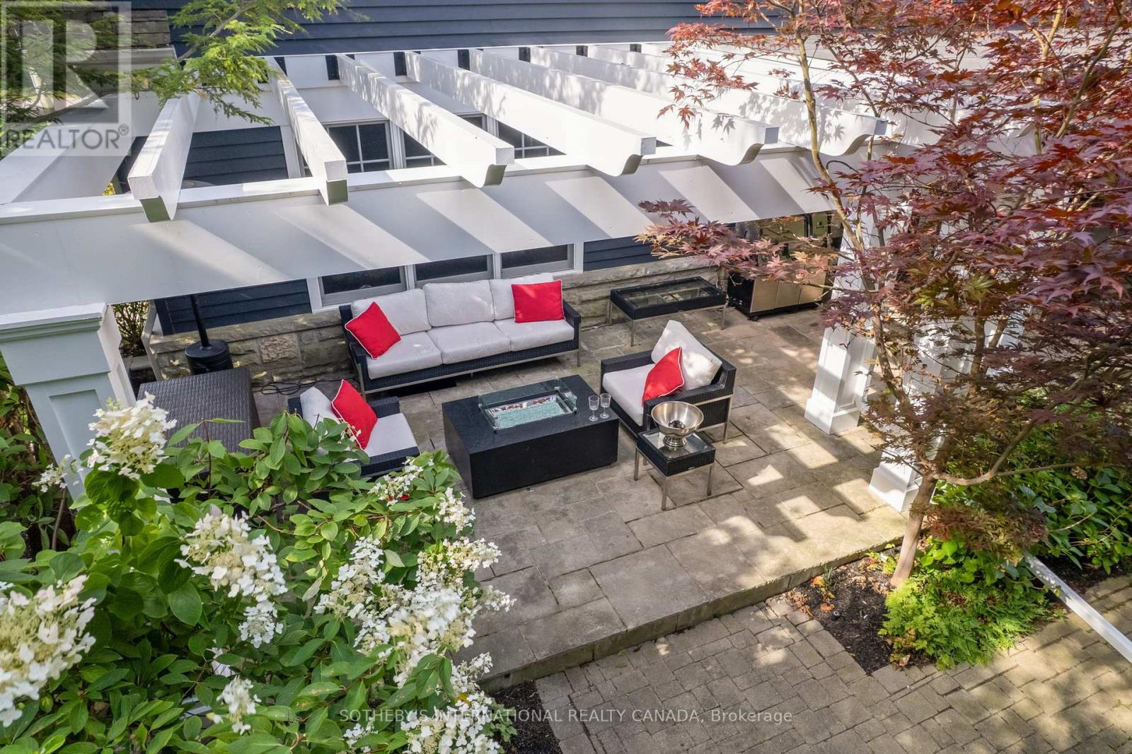 79 Birch Hill Lane, Oakville, Ontario  L6K 2P1 - Photo 7 - W12981536