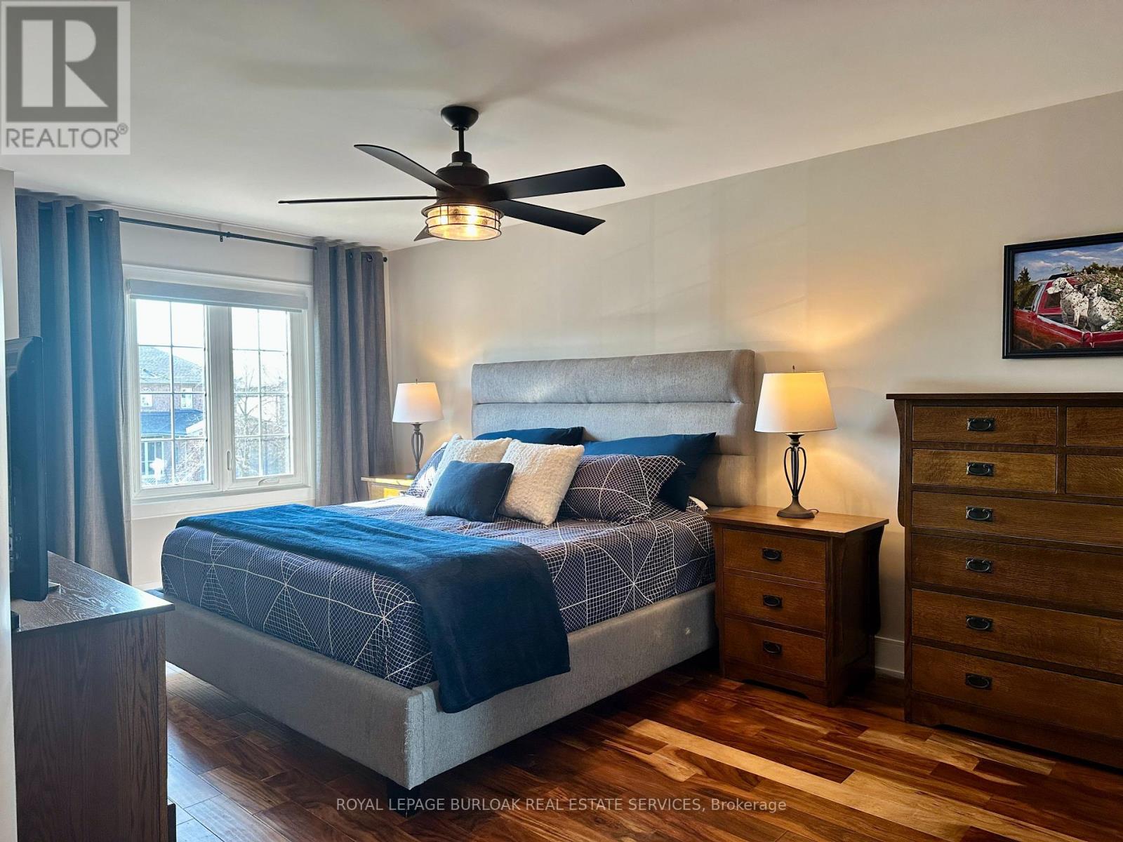 1078 Augustus Drive, Burlington, Ontario  L7S 2L1 - Photo 22 - W12981584