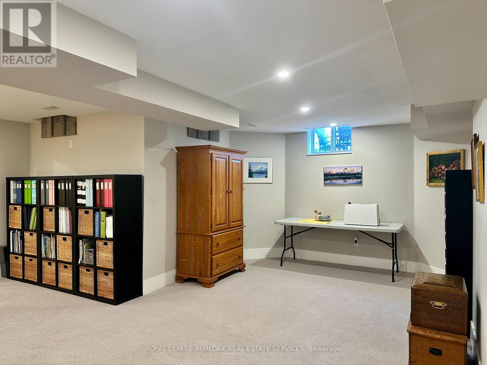 1078 Augustus Drive, Burlington, Ontario  L7S 2L1 - Photo 35 - W12981584