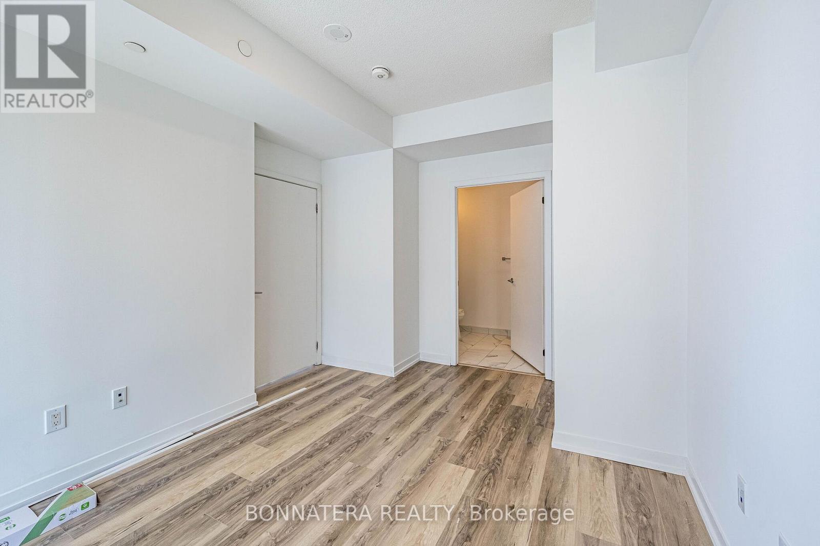 2003 - 4065 Confederation Parkway, Mississauga, Ontario  L5B 0L4 - Photo 19 - W12981602