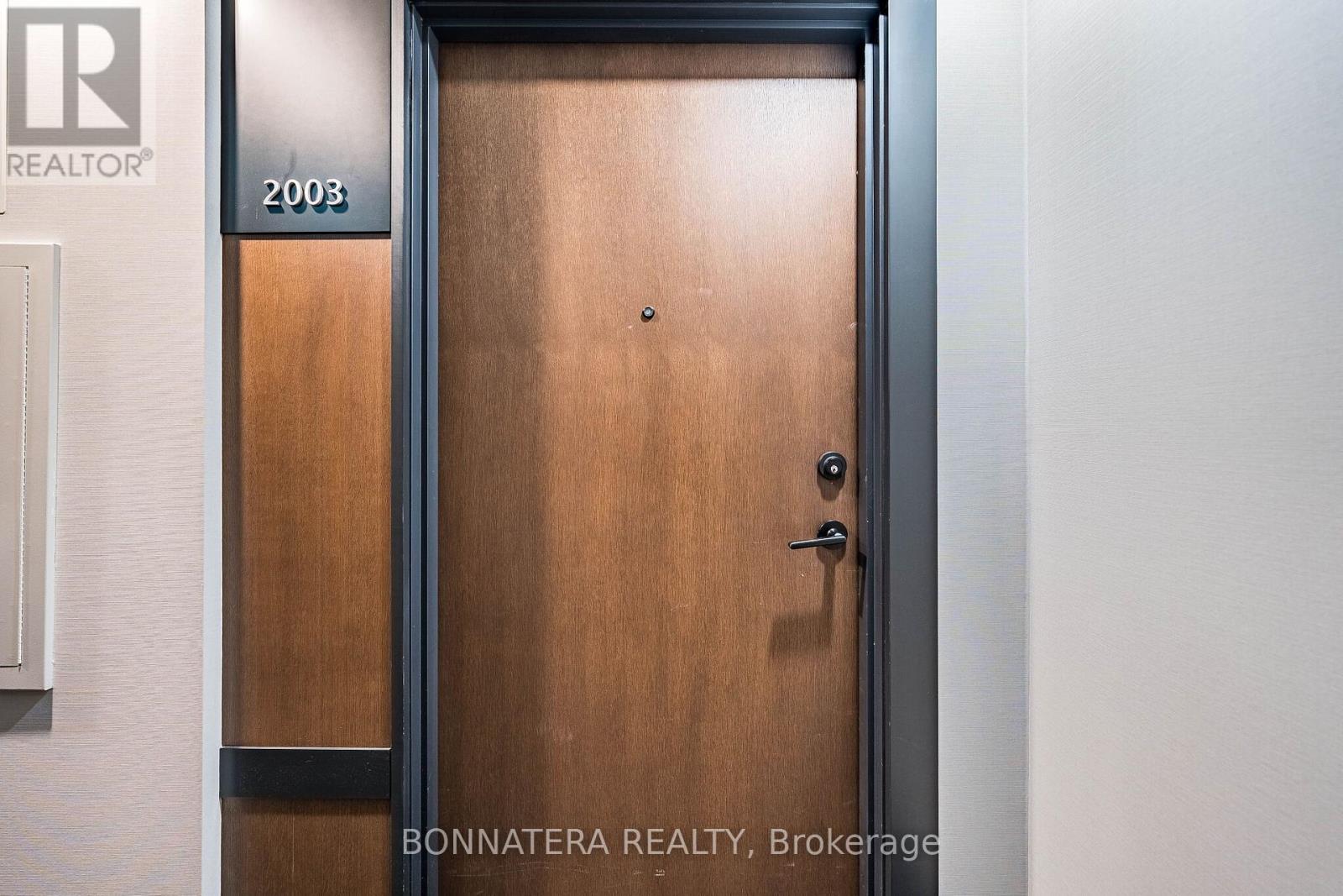 2003 - 4065 Confederation Parkway, Mississauga, Ontario  L5B 0L4 - Photo 5 - W12981602