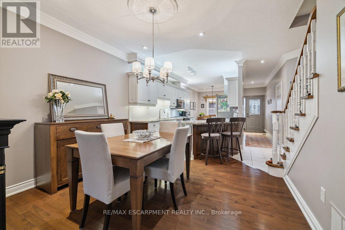 3 - 1019 North Shore Boulevard E, Burlington, Ontario  L7T 1X8 - Photo 10 - W12981628