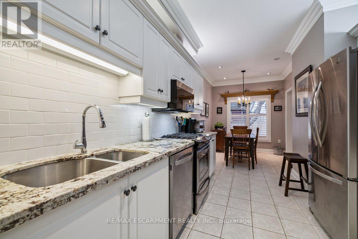 3 - 1019 North Shore Boulevard E, Burlington, Ontario  L7T 1X8 - Photo 15 - W12981628