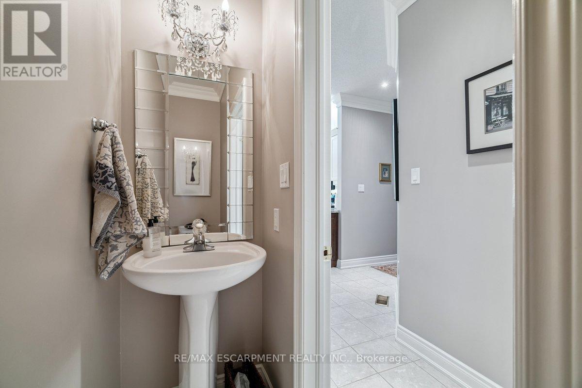 3 - 1019 North Shore Boulevard E, Burlington, Ontario  L7T 1X8 - Photo 19 - W12981628