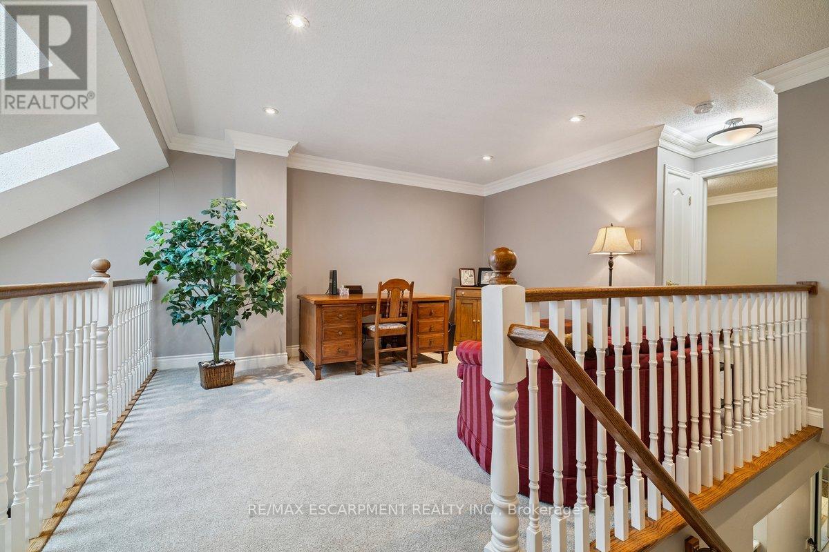 3 - 1019 North Shore Boulevard E, Burlington, Ontario  L7T 1X8 - Photo 27 - W12981628