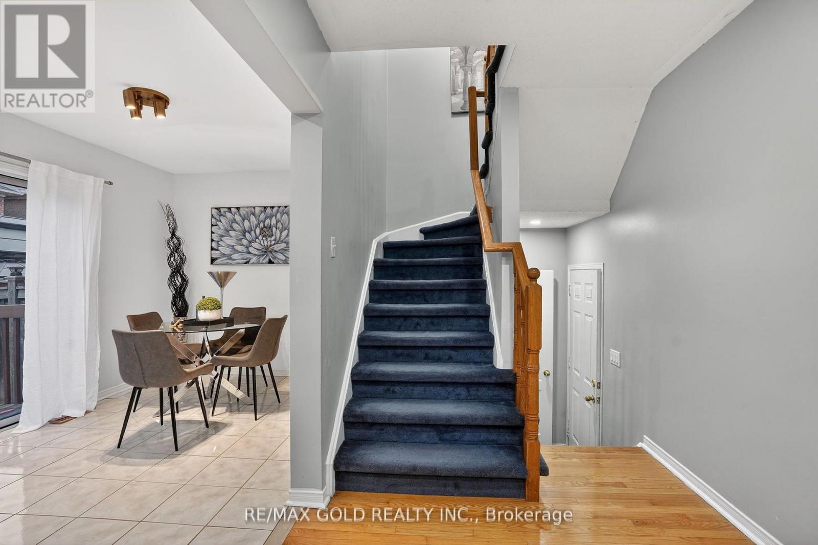 25 Spencer Drive, Brampton (Fletcher's Meadow), Ontario  L7A 2A2 - Photo 14 - W12981636