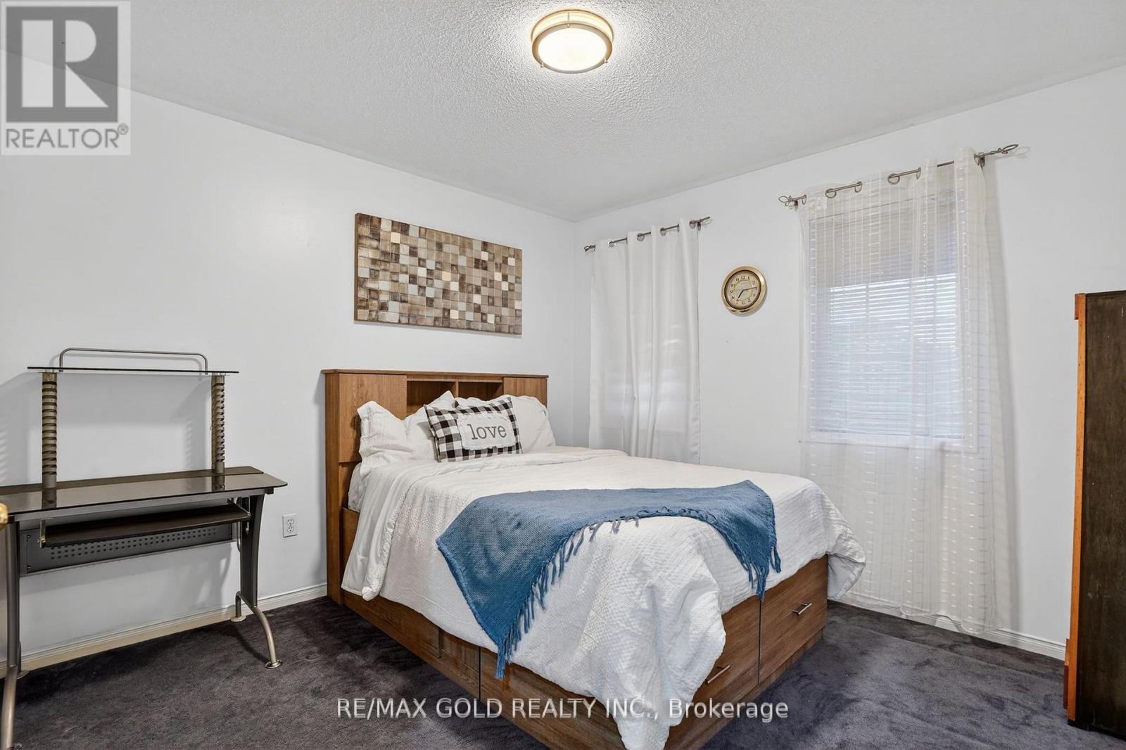 25 Spencer Drive, Brampton (Fletcher's Meadow), Ontario  L7A 2A2 - Photo 20 - W12981636