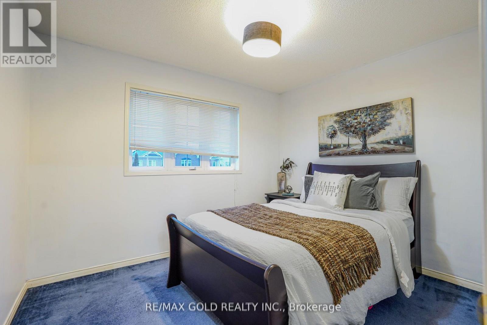 25 Spencer Drive, Brampton (Fletcher's Meadow), Ontario  L7A 2A2 - Photo 22 - W12981636