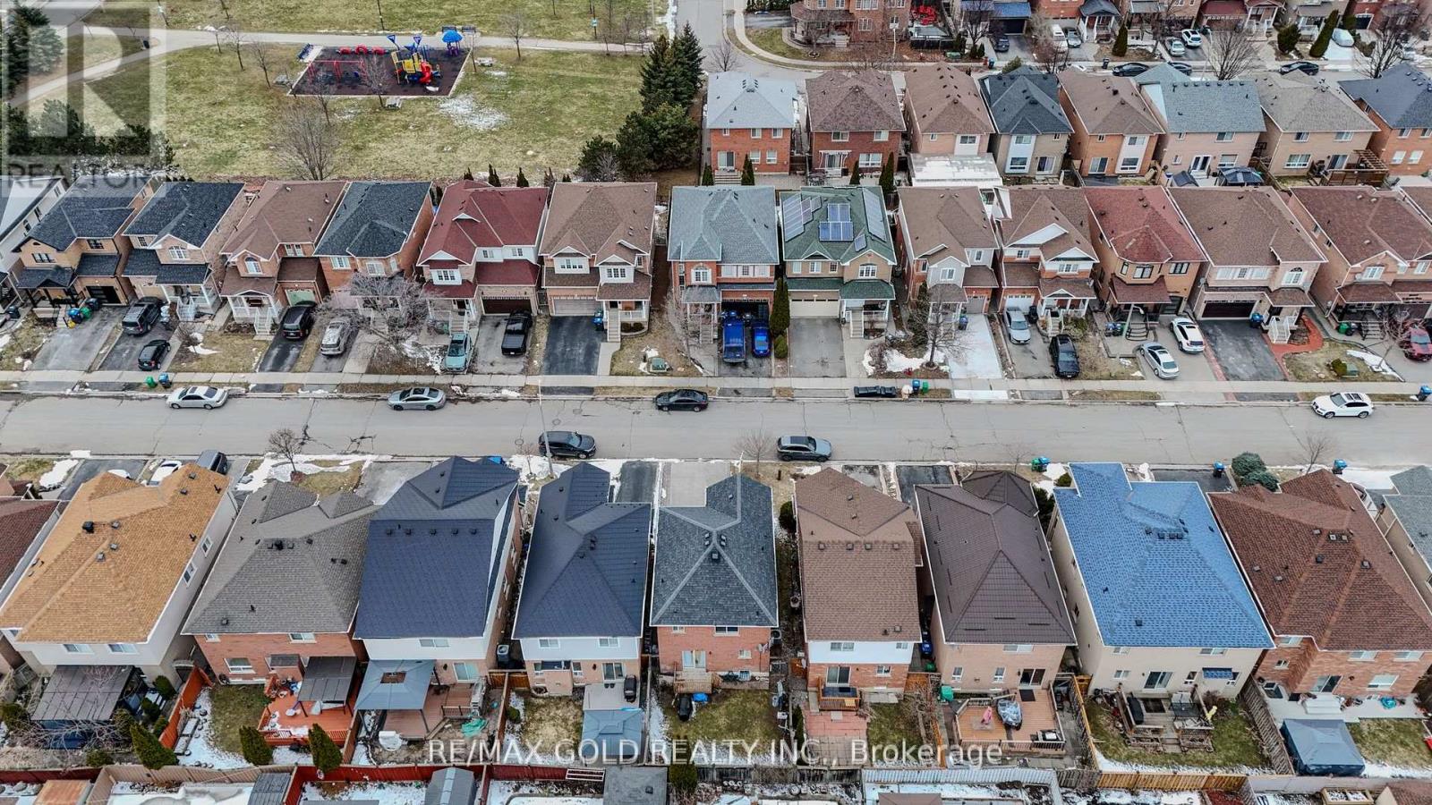 25 Spencer Drive, Brampton (Fletcher's Meadow), Ontario  L7A 2A2 - Photo 40 - W12981636