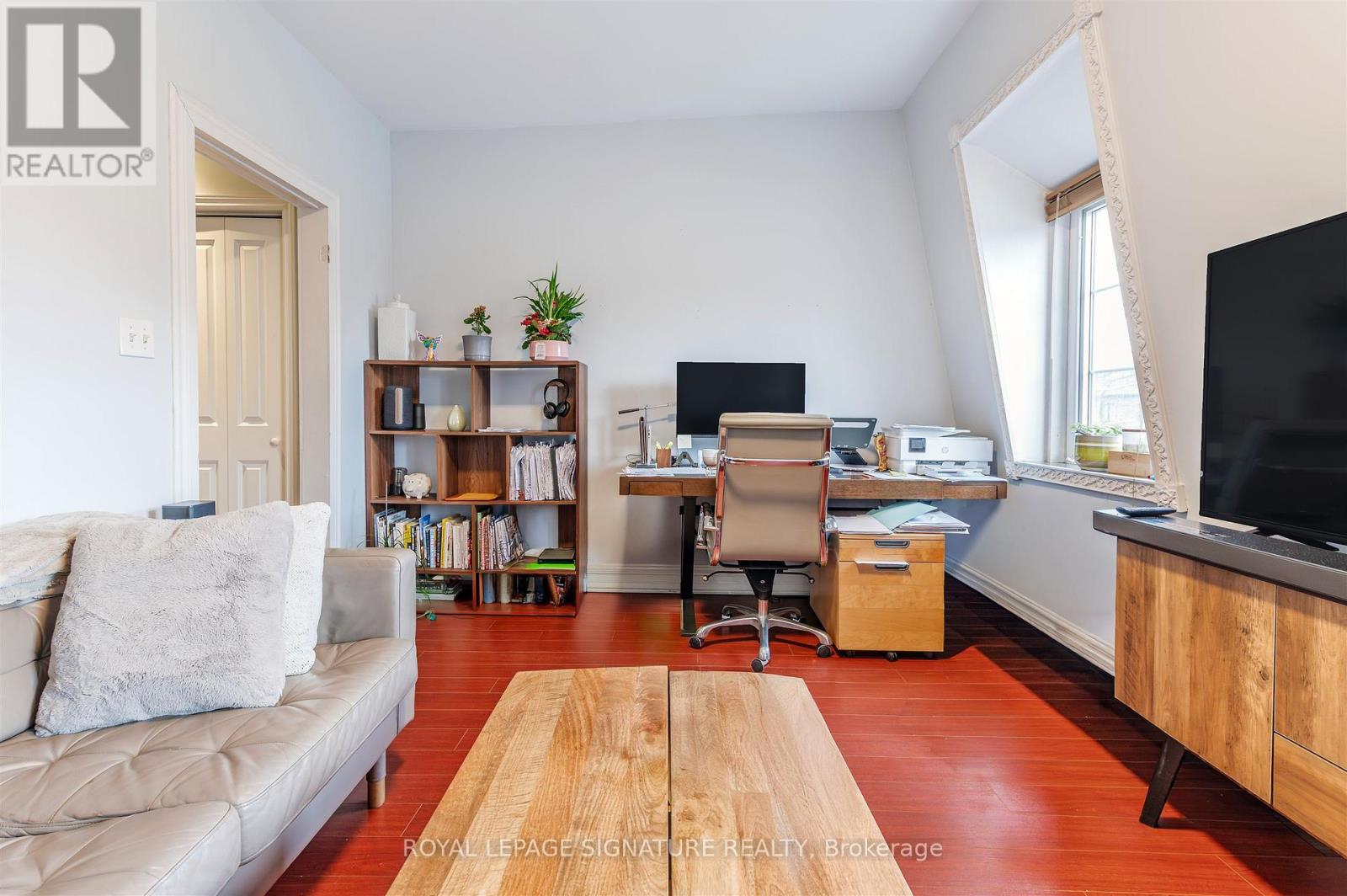 42 Sorauren Avenue, Toronto, Ontario  M6R 2C7 - Photo 17 - W12981664