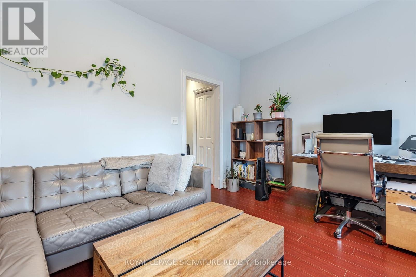 42 Sorauren Avenue, Toronto, Ontario  M6R 2C7 - Photo 18 - W12981664