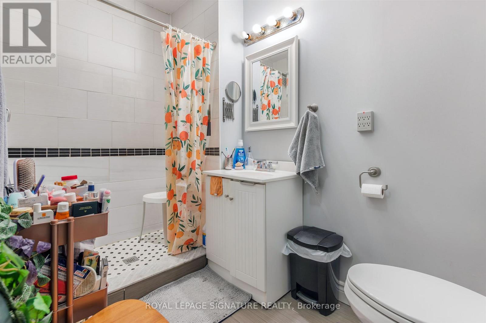 42 Sorauren Avenue, Toronto, Ontario  M6R 2C7 - Photo 23 - W12981664