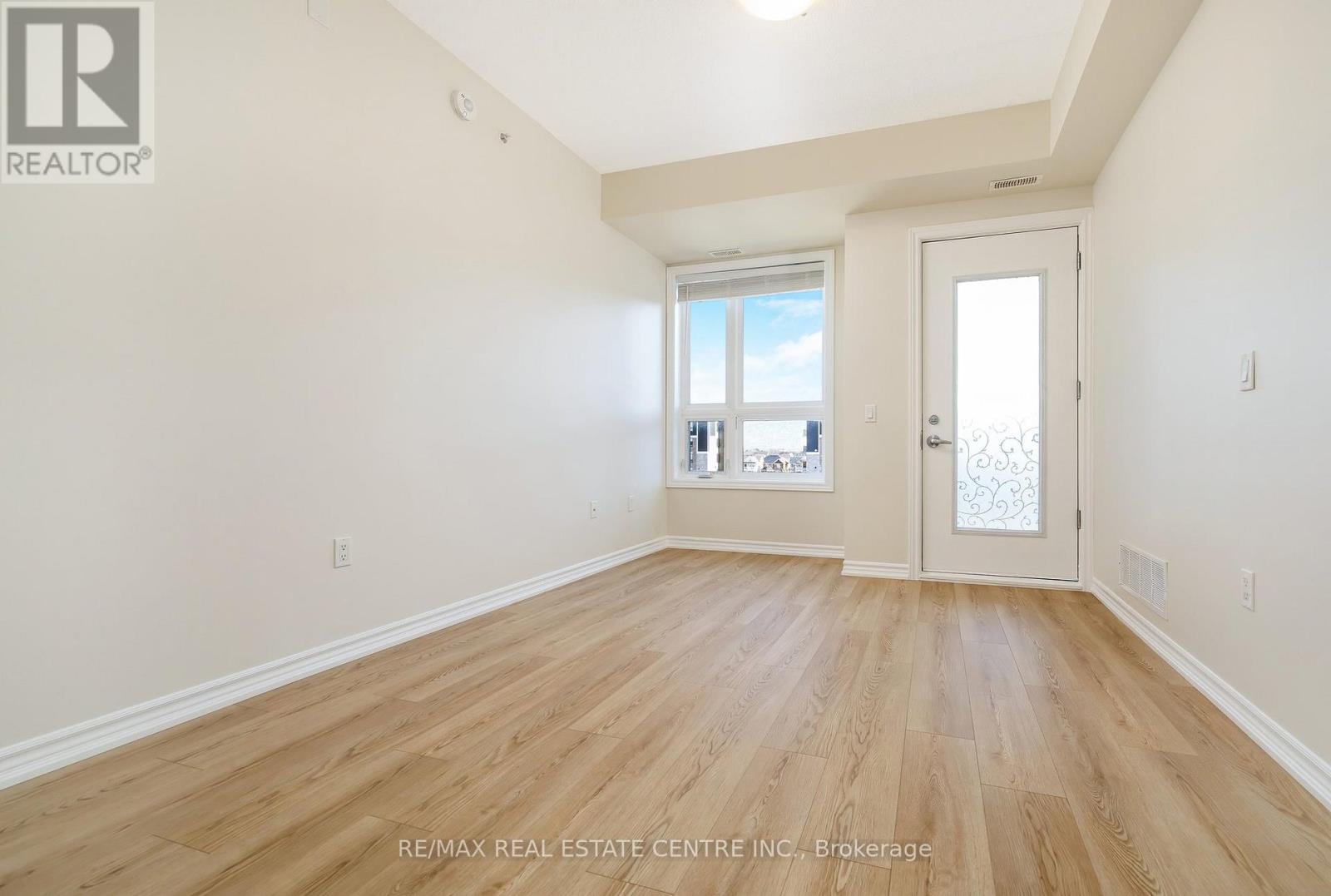 408 - 650 Sauve Street, Milton, Ontario  L9T 9A8 - Photo 6 - W12981684