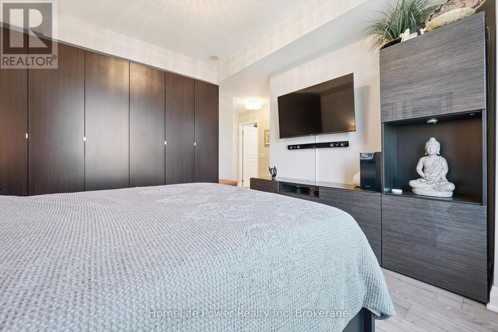 1201 - 1 Hurontario Street, Mississauga, Ontario  L5G 0A3 - Photo 22 - W12977002