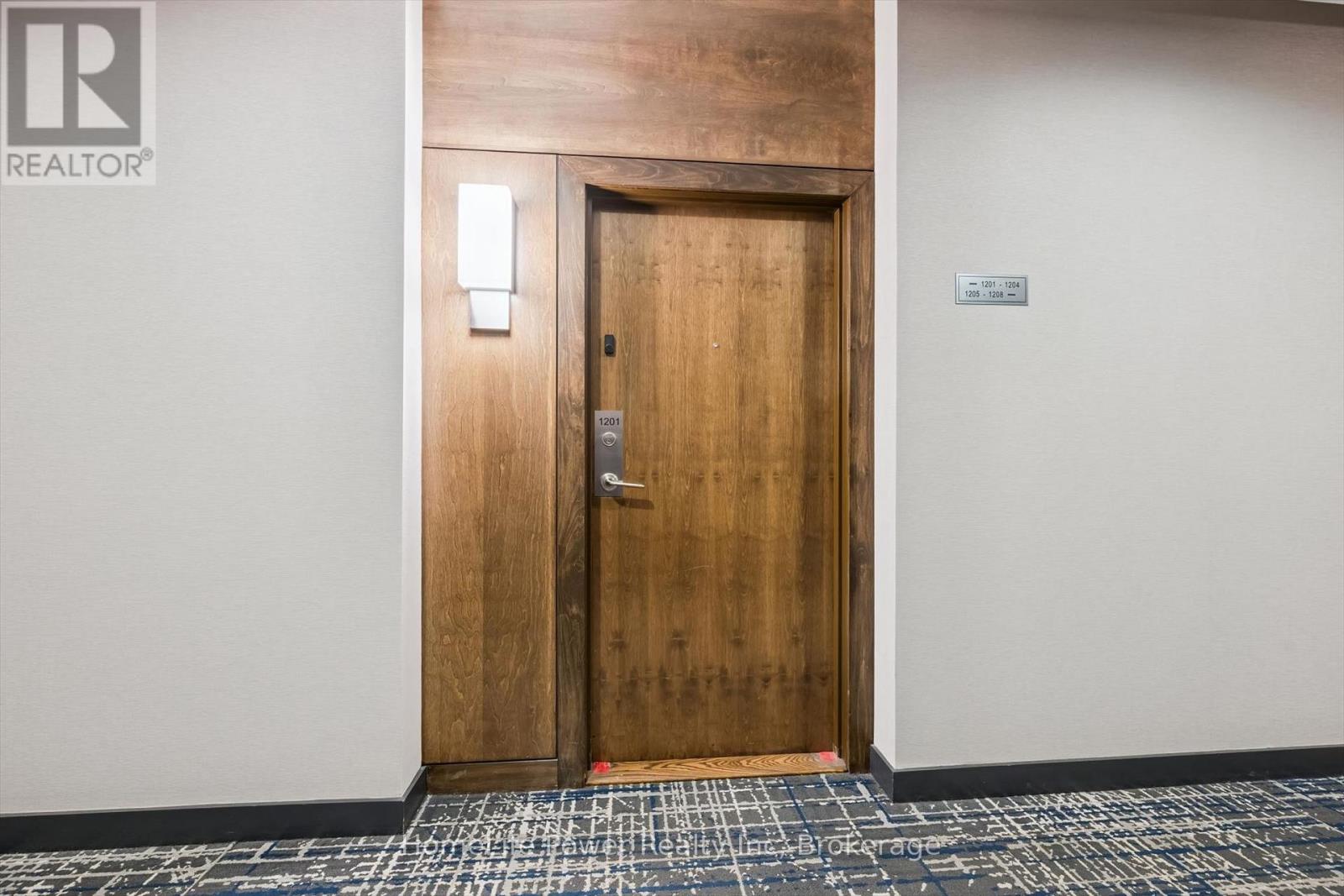 1201 - 1 Hurontario Street, Mississauga, Ontario  L5G 0A3 - Photo 7 - W12977002