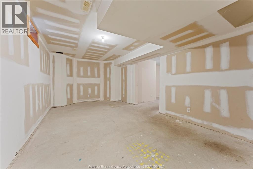 12127 Emma Maria, Tecumseh, Ontario  N8N 0G4 - Photo 30 - 26007743