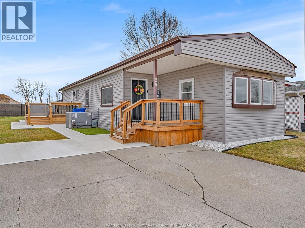 25 PARKSIDE, McGregor, Ontario