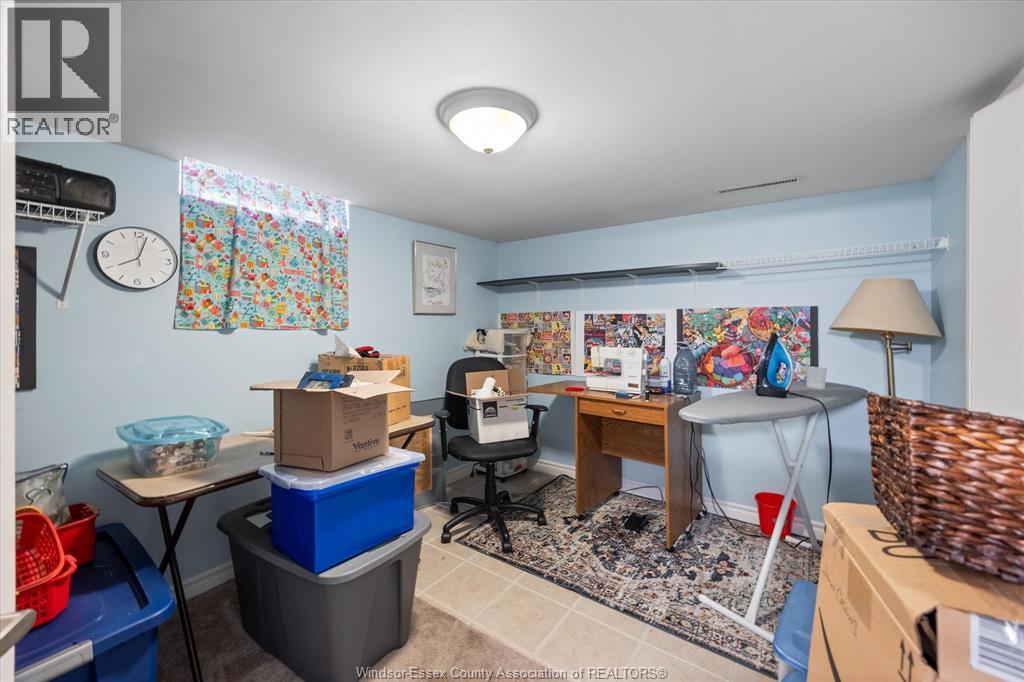 2979 Orion, Windsor, Ontario  N9E 2Z3 - Photo 21 - 26007320