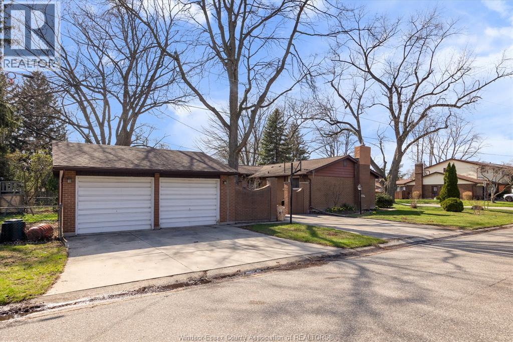 2979 Orion, Windsor, Ontario  N9E 2Z3 - Photo 24 - 26007320