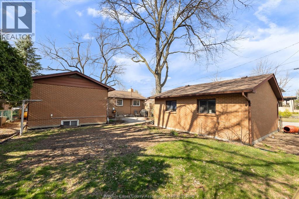 2979 Orion, Windsor, Ontario  N9E 2Z3 - Photo 28 - 26007320