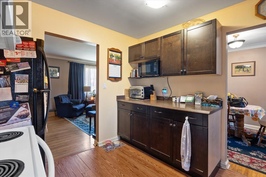 2979 Orion, Windsor, Ontario  N9E 2Z3 - Photo 9 - 26007320