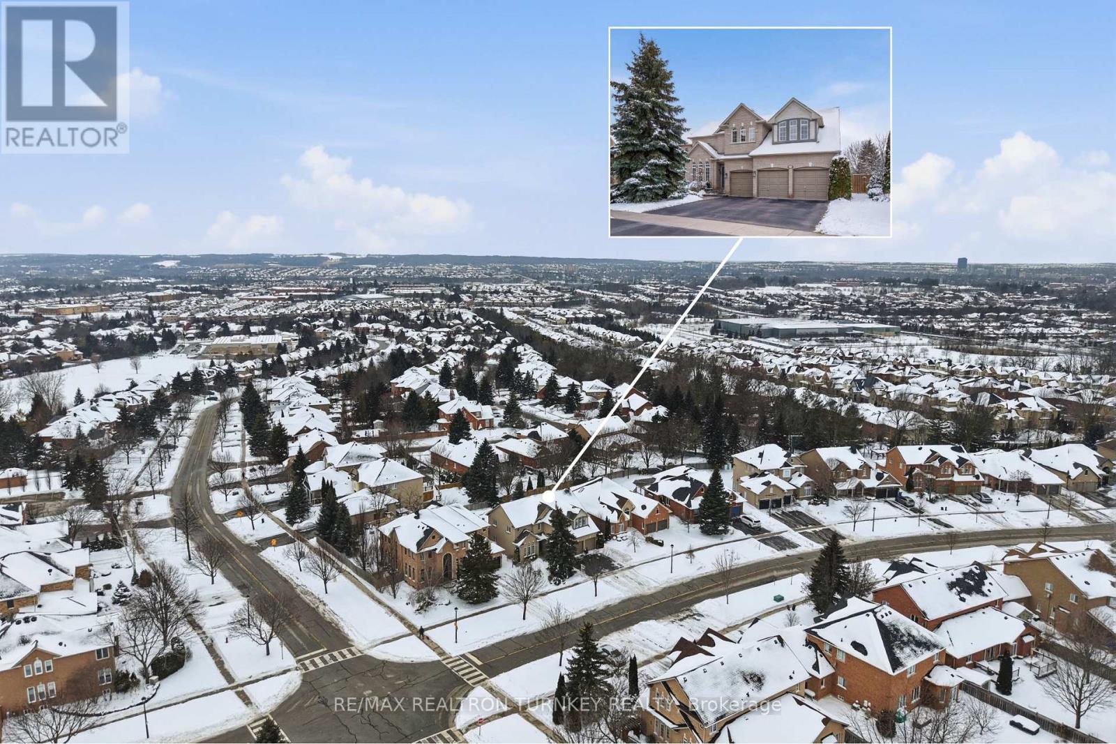 668 Foxcroft Boulevard, Newmarket, Ontario  L3X 1N3 - Photo 49 - N12827468