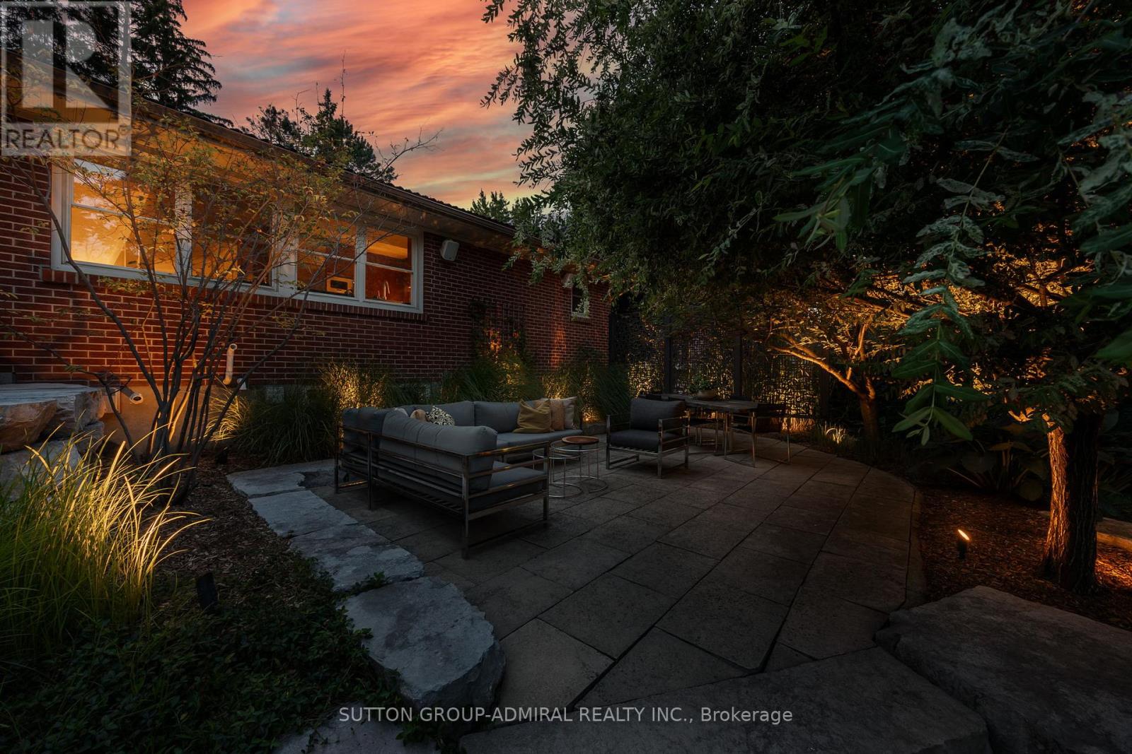 238 Mill Street, Richmond Hill, Ontario  L4C 4B3 - Photo 47 - N12974818