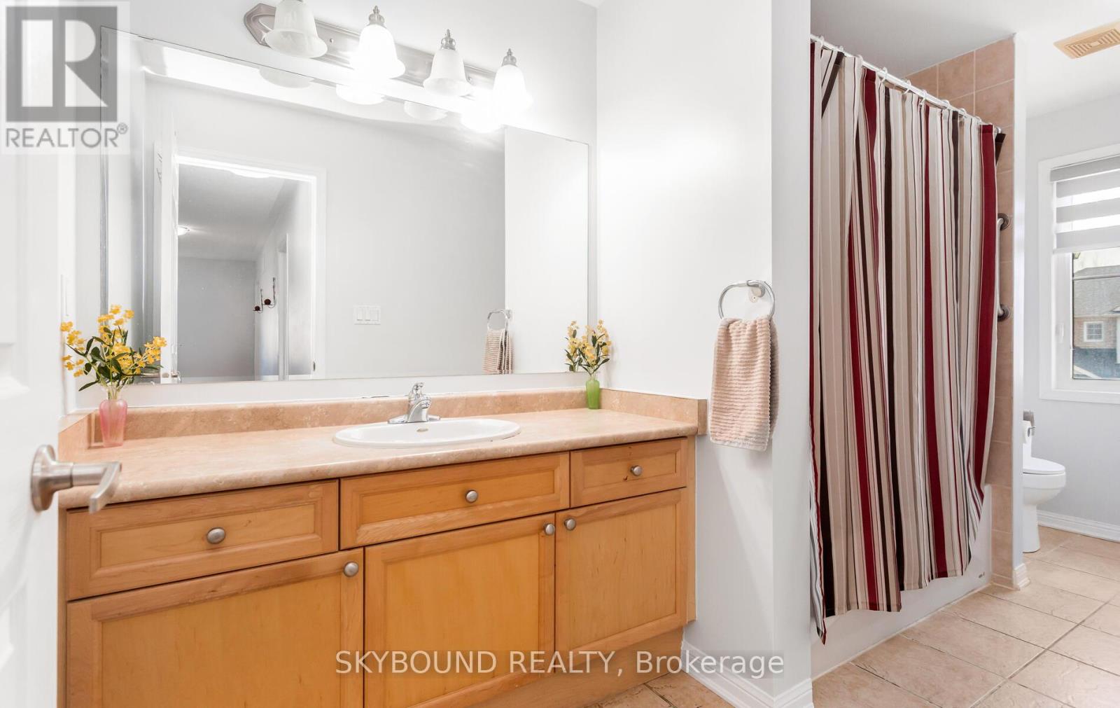 308 Mcdougall Cross, Milton, Ontario  L9T 0N6 - Photo 33 - W12980834