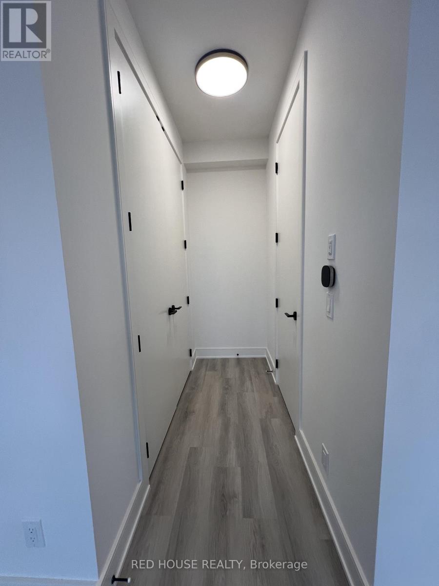 138 Everett Common, St. Catharines, Ontario  L2P 0G8 - Photo 12 - X12979862