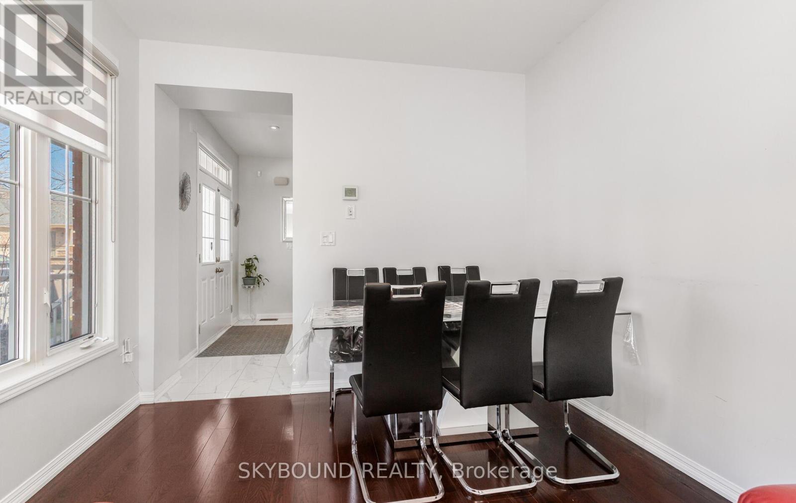 308 Mcdougall Cross, Milton, Ontario  L9T 0N6 - Photo 17 - W12980834