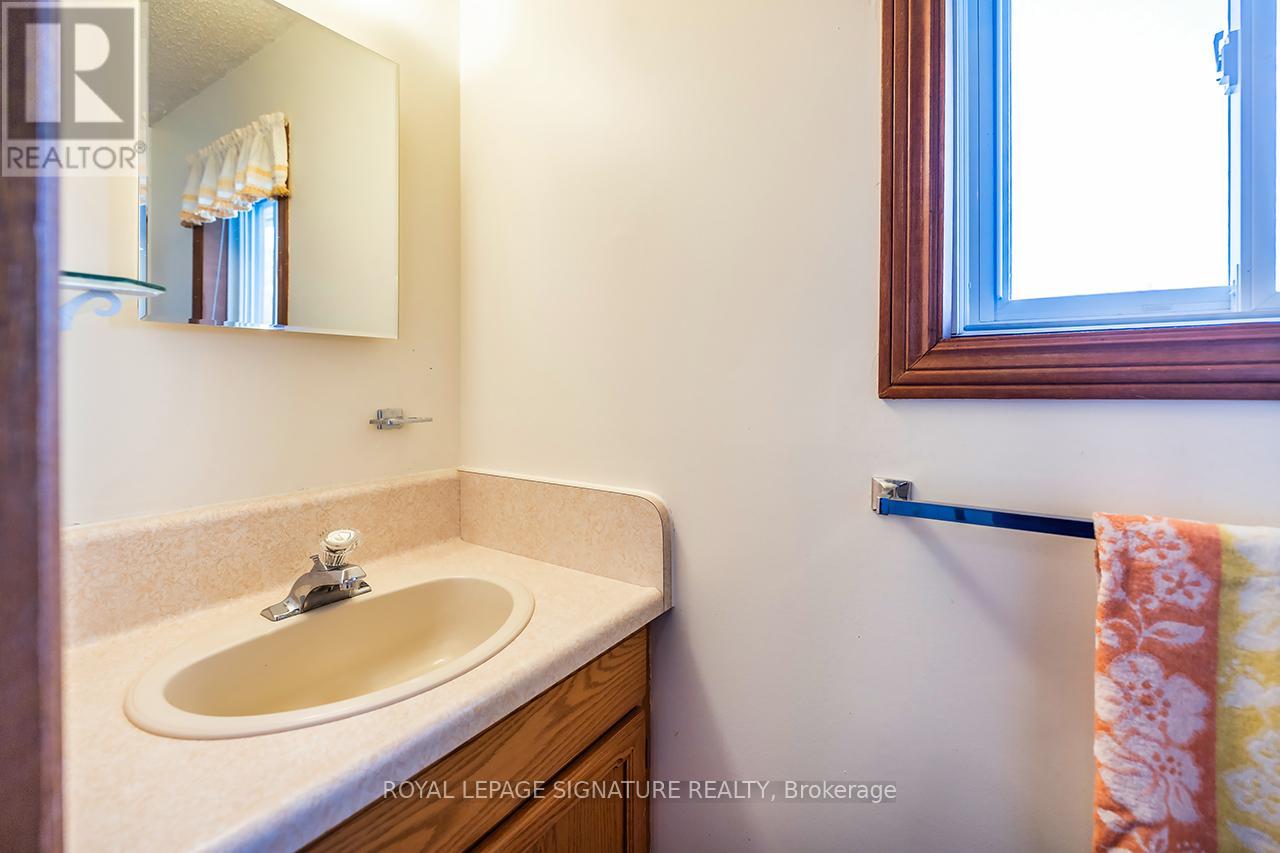 1928 Irondale Road, Highlands East, Ontario  K0M 1X0 - Photo 10 - X12981306