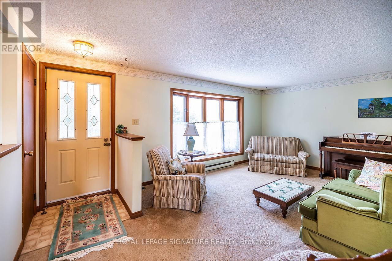 1928 Irondale Road, Highlands East, Ontario  K0M 1X0 - Photo 2 - X12981306