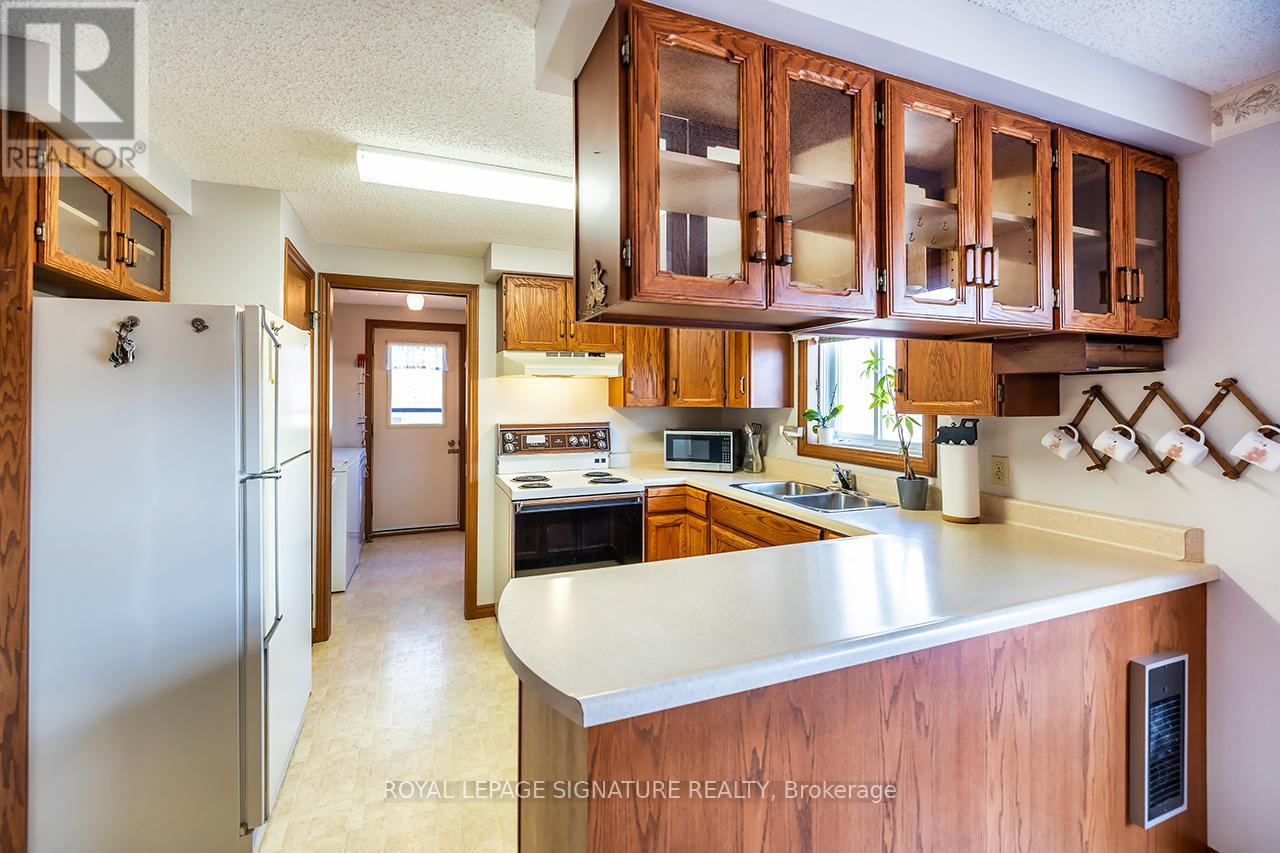 1928 Irondale Road, Highlands East, Ontario  K0M 1X0 - Photo 5 - X12981306