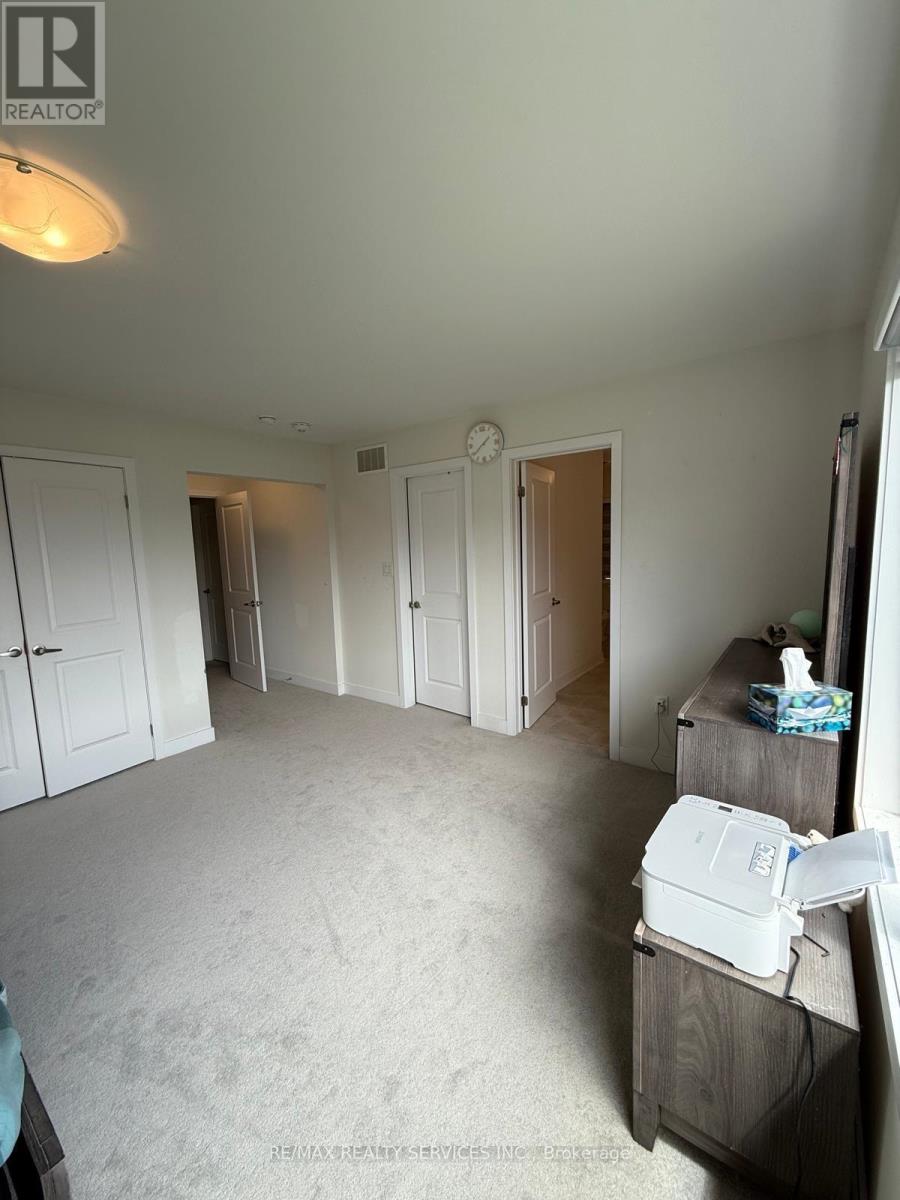 225 Flavelle Way, Peterborough, Ontario  K9K 0J1 - Photo 10 - X12981308