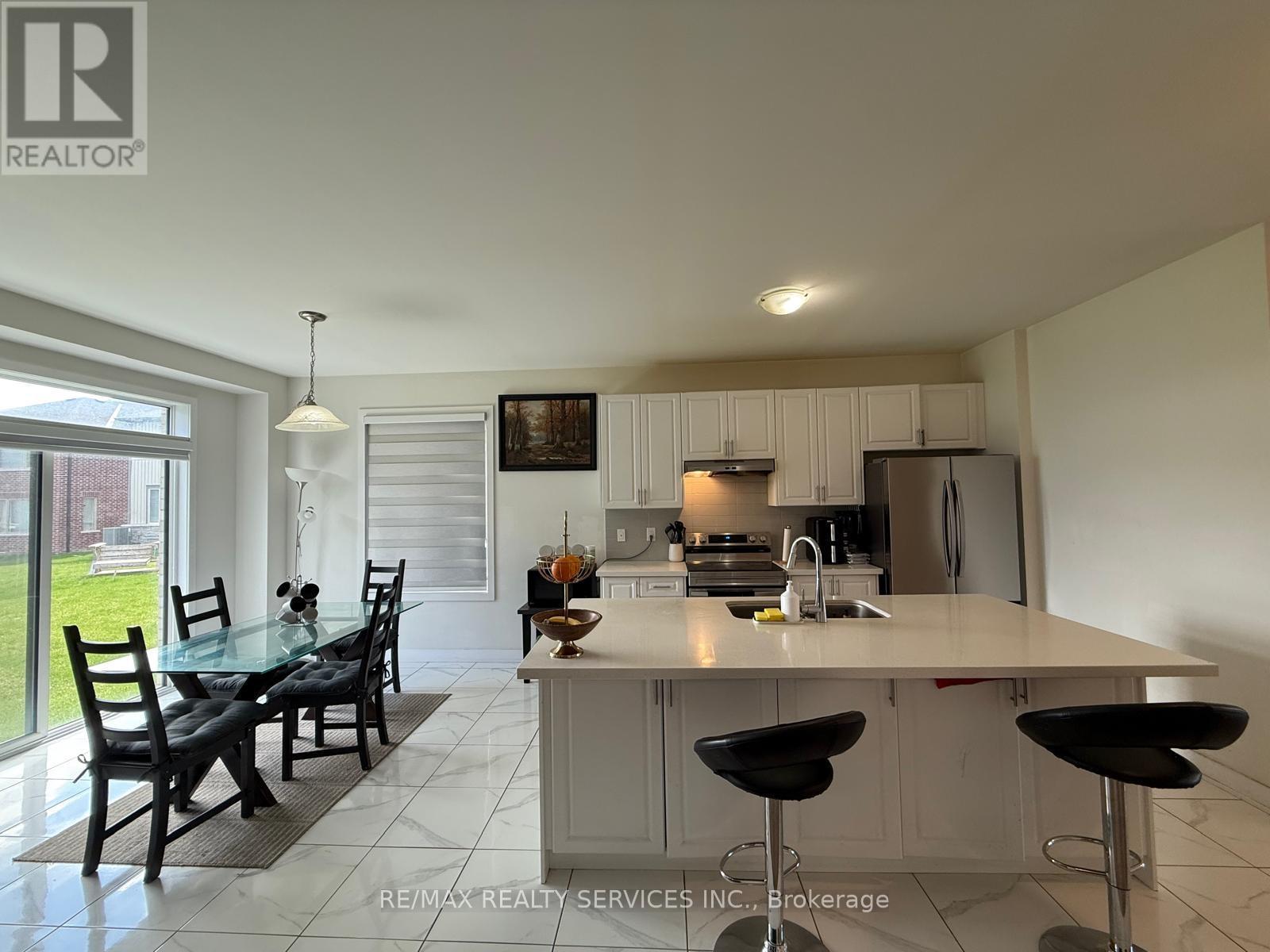 225 Flavelle Way, Peterborough, Ontario  K9K 0J1 - Photo 17 - X12981308