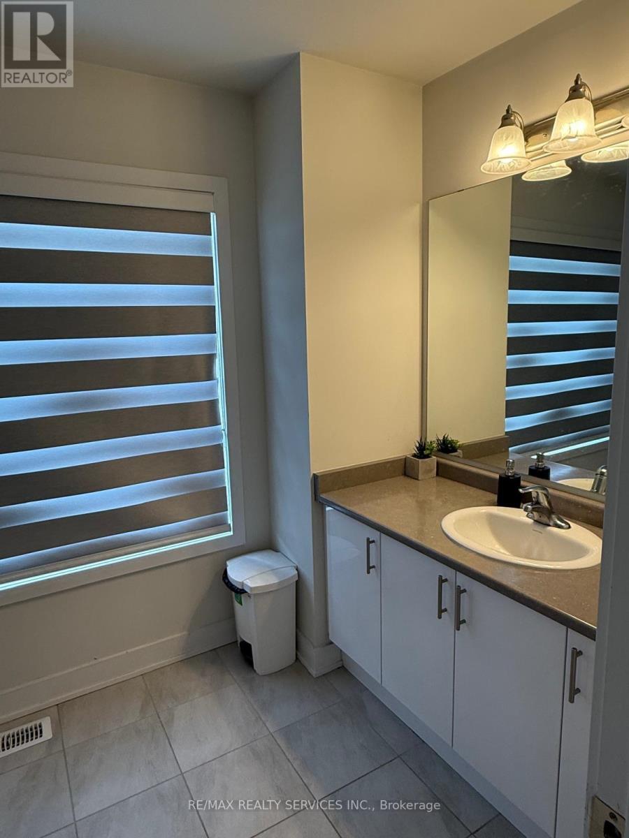 225 Flavelle Way, Peterborough, Ontario  K9K 0J1 - Photo 6 - X12981308