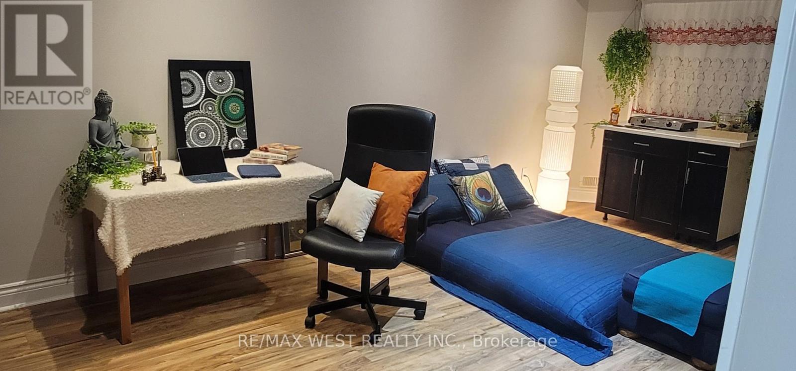 Basement - 171 Westmeadow Drive, Kitchener, Ontario  N2N 3P9 - Photo 2 - X12981328