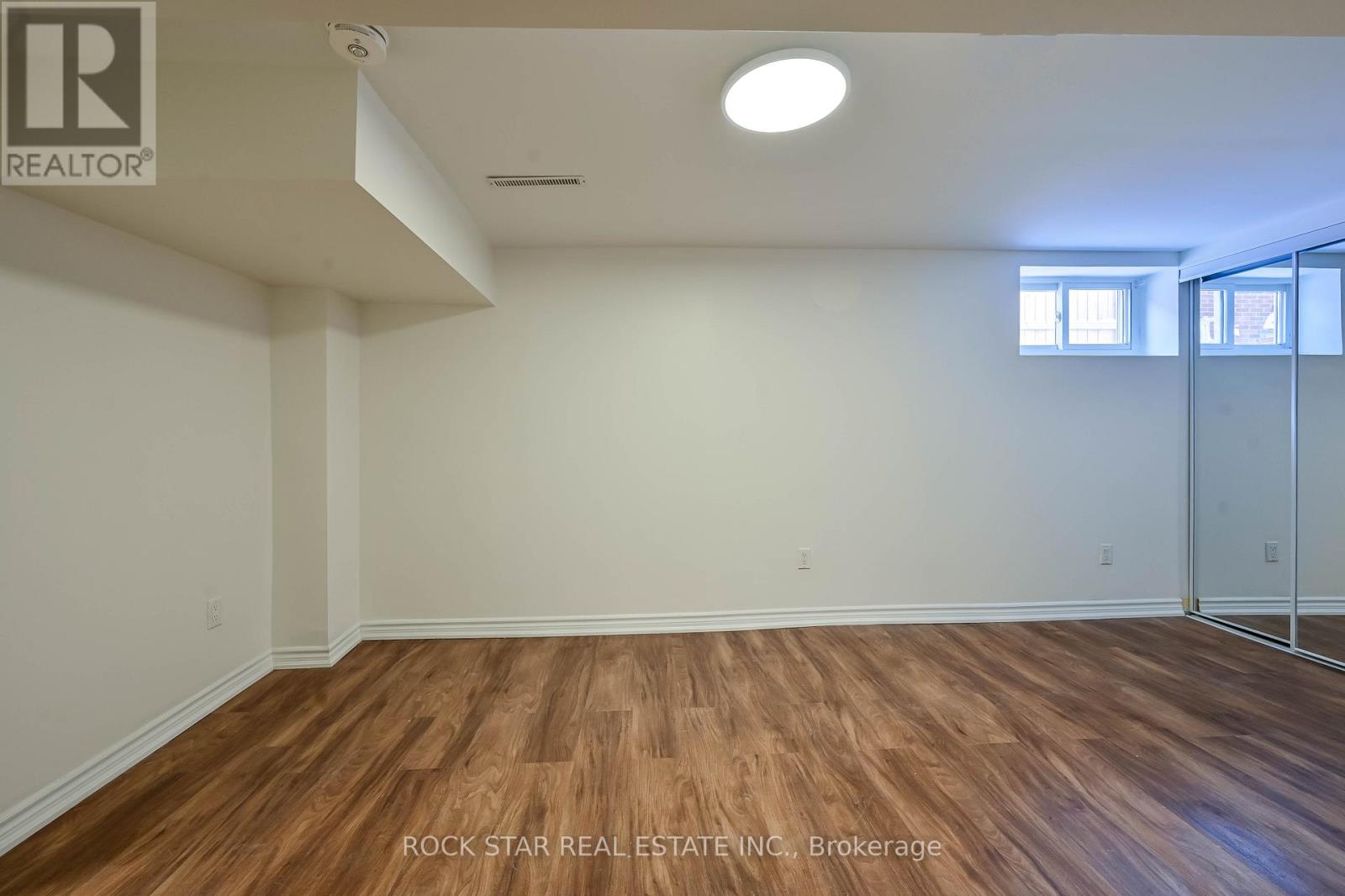 76 Terrace Drive, Hamilton, Ontario  L9A 2Y6 - Photo 34 - X12981376