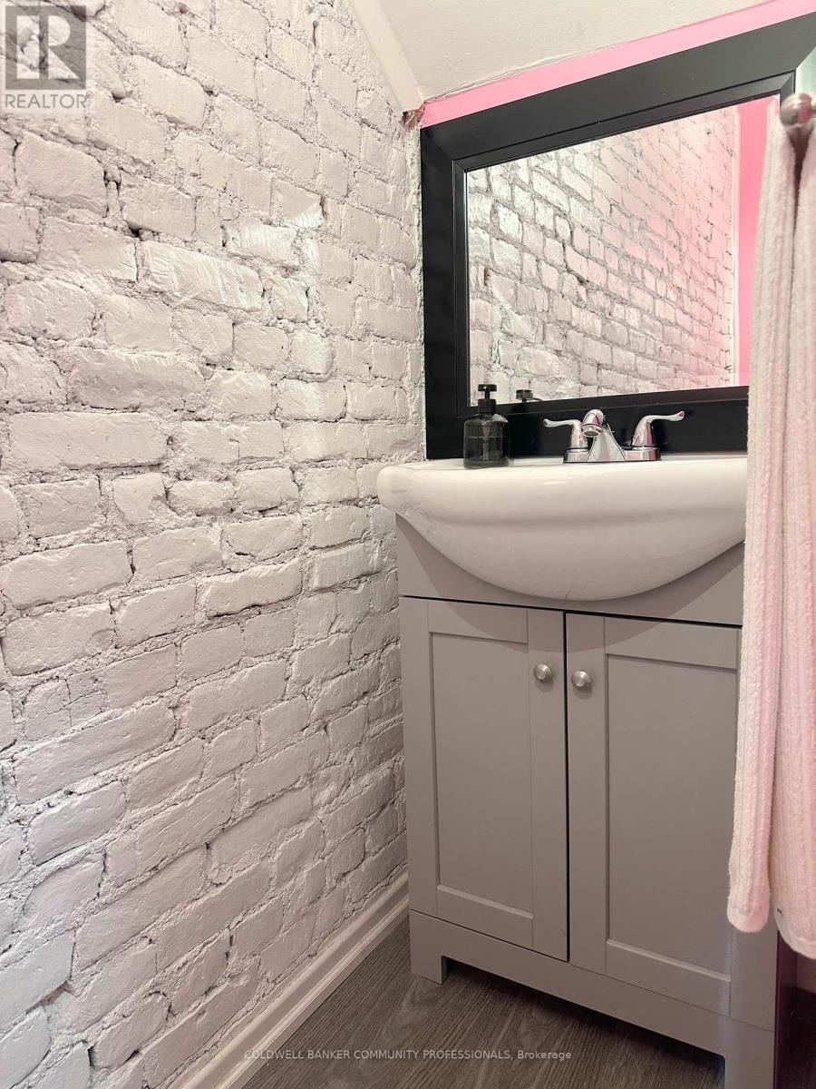 153 Wellington Street N, Hamilton, Ontario  L8R 1N4 - Photo 21 - X12981468