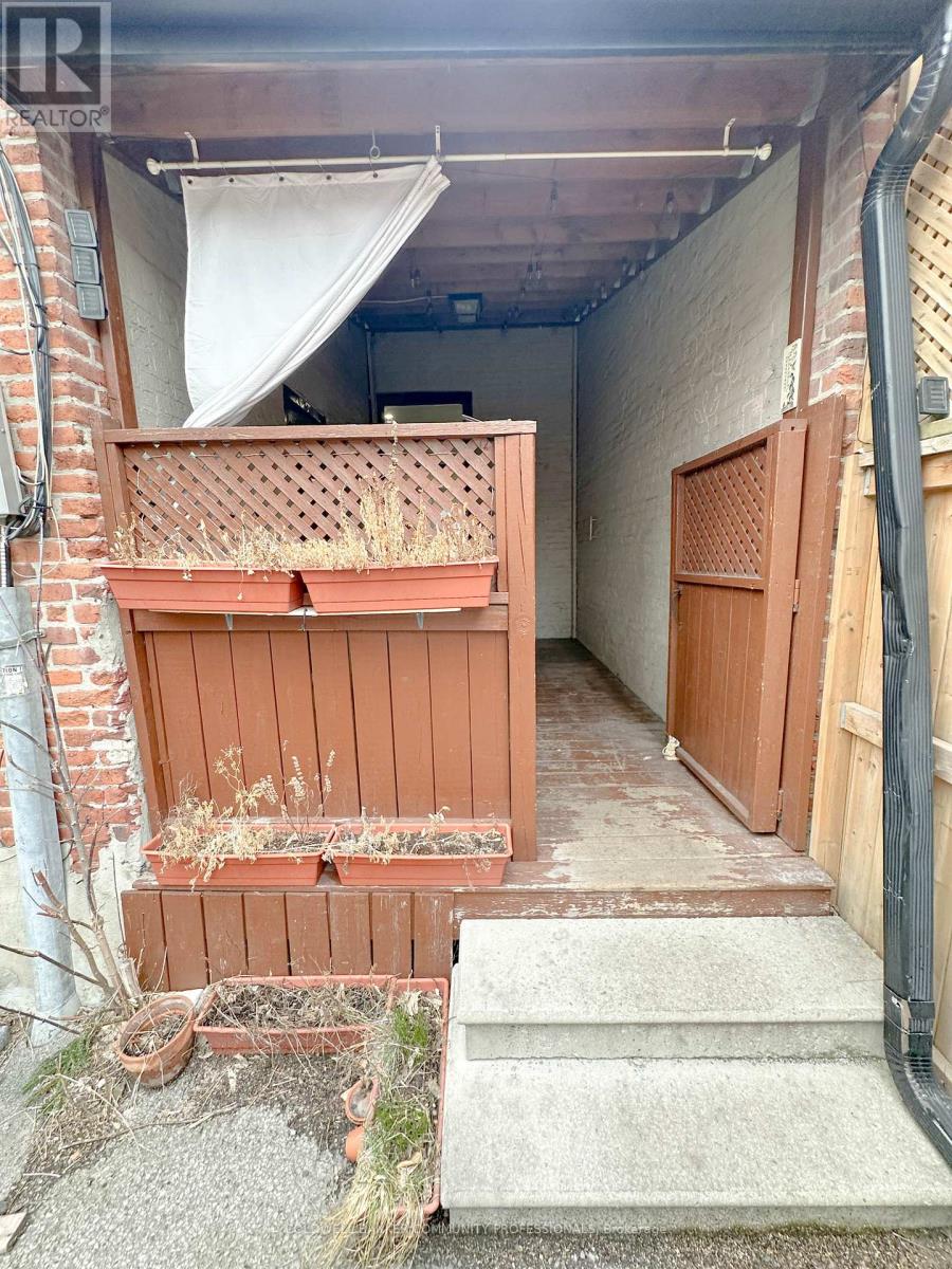 153 Wellington Street N, Hamilton, Ontario  L8R 1N4 - Photo 32 - X12981468