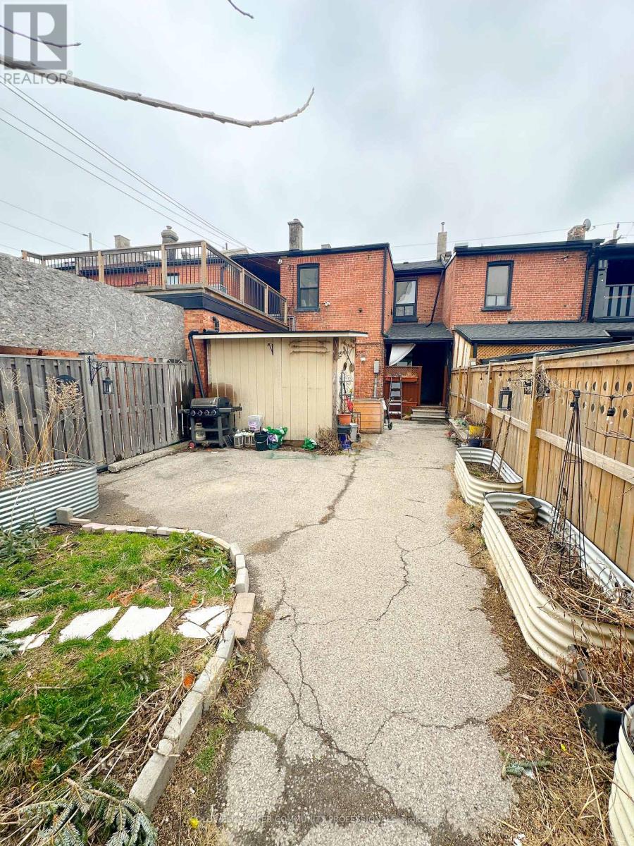 153 Wellington Street N, Hamilton, Ontario  L8R 1N4 - Photo 33 - X12981468