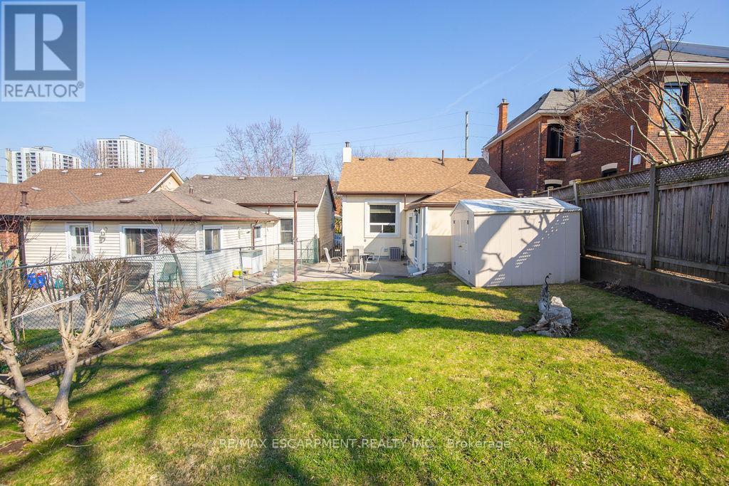 91 Pearl Street N, Hamilton, Ontario  L8R 2Z2 - Photo 17 - X12981526