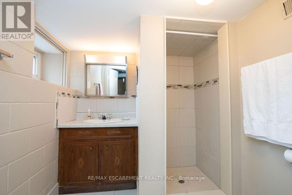 91 Pearl Street N, Hamilton, Ontario  L8R 2Z2 - Photo 27 - X12981526